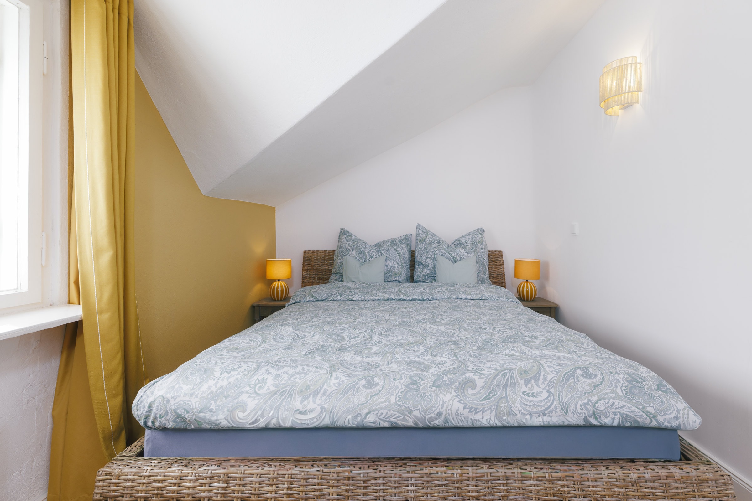 Schlafzimmer Gelb